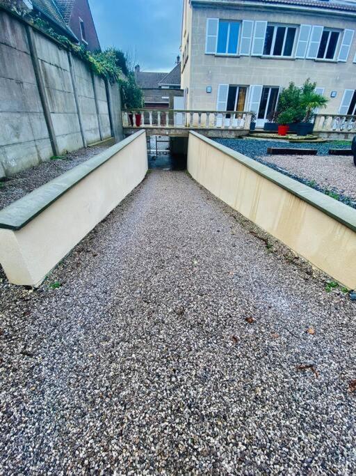 Appartamento The Sunny ¤ Terrasse ¤ Proche Centre ¤ Parking ¤ Wifi Amiens Esterno foto
